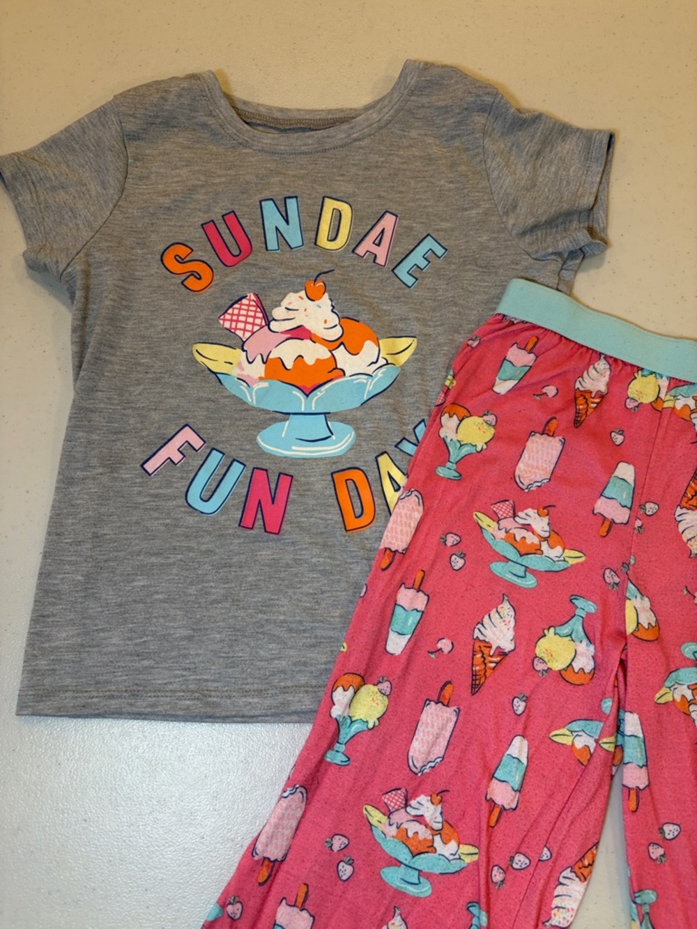 Carters Girls PJ set